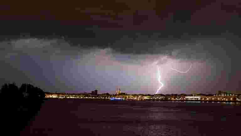 D Partements Toujours En Alerte Orange Orages Ou Vent