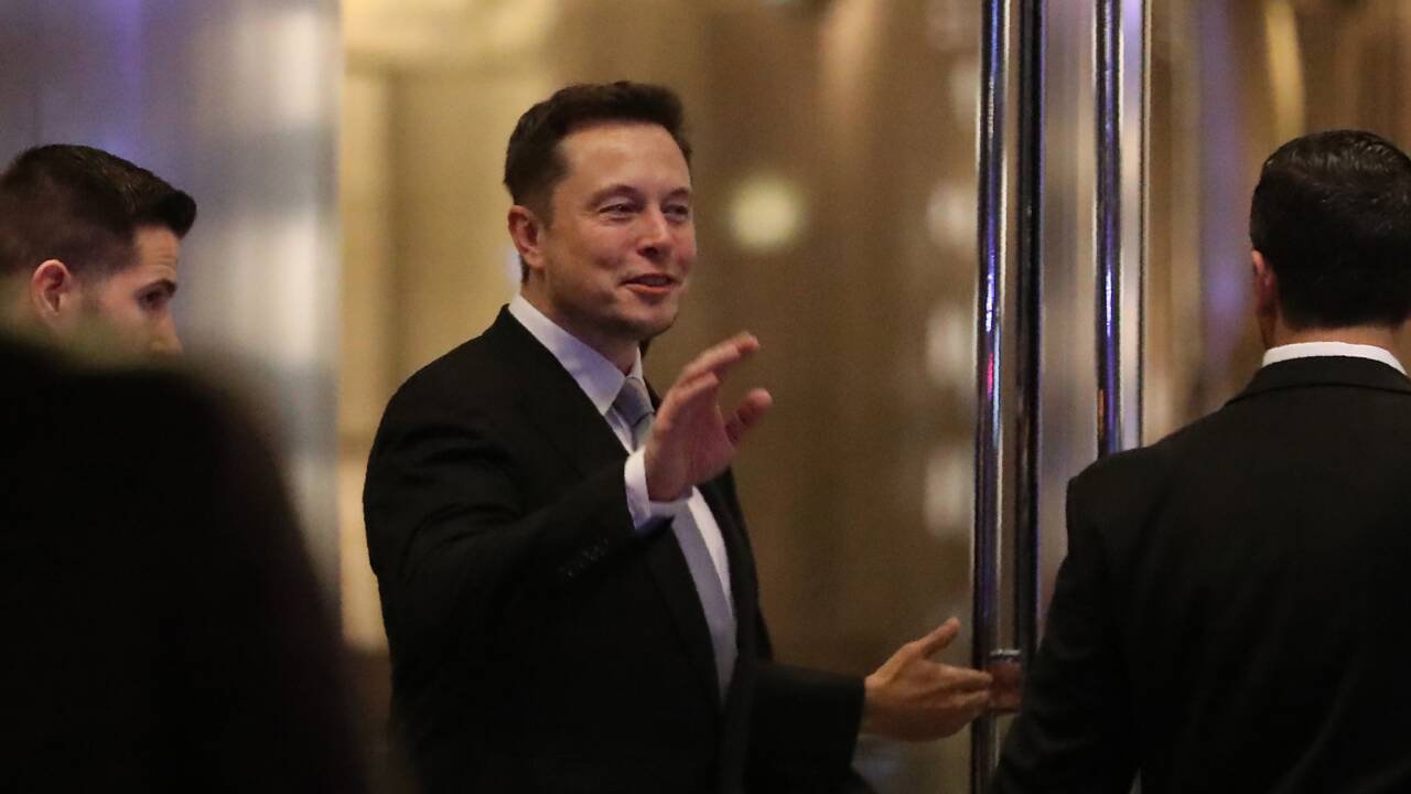 Elon Musk se lance dans un projet d'interface ordinateur-cerveau