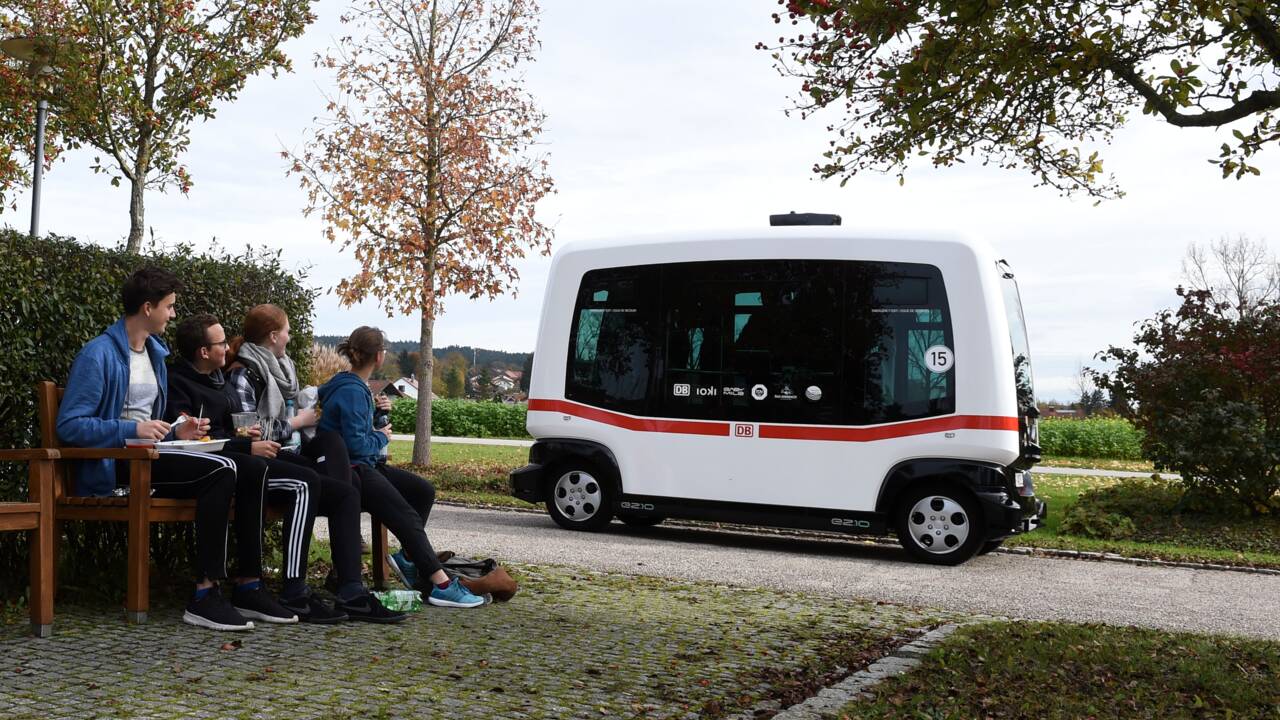 Allemagne: un premier bus "intelligent" sans chauffeur