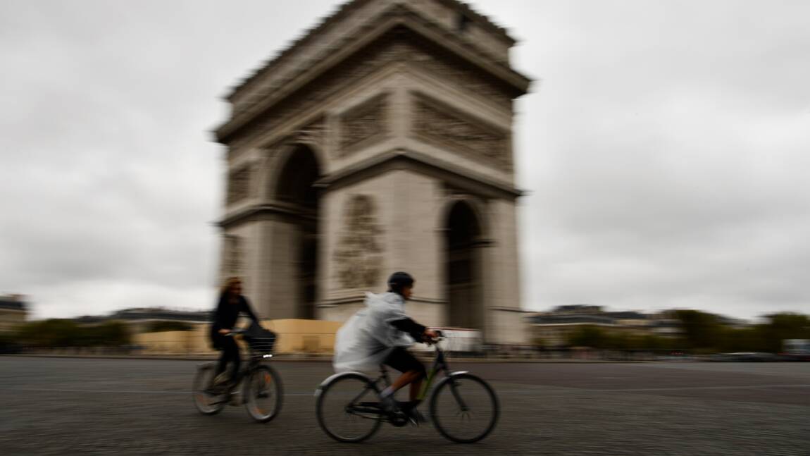 Un fabricant néerlandais de vélos s'estime censuré en France pour sa pub "anti-voitures"