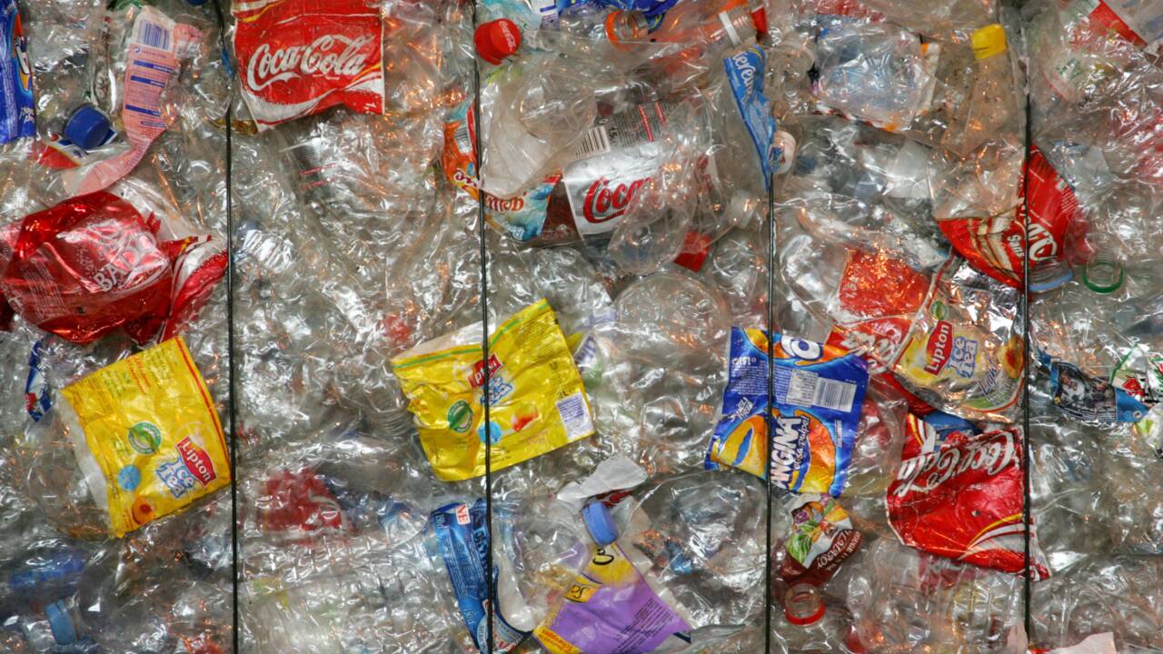 Plastique: Londres favorable à un système de consigne des bouteilles