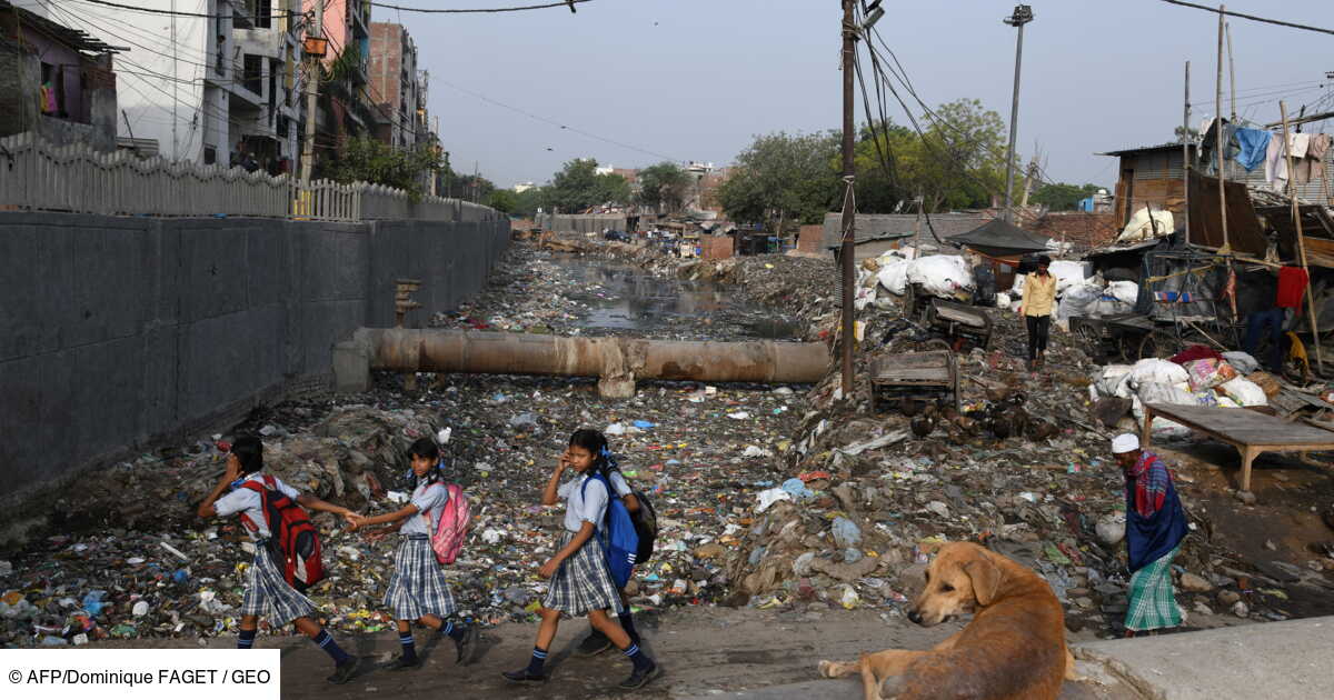 Dans Un Bidonville De Delhi Un Ocean De Plastique Geo Fr