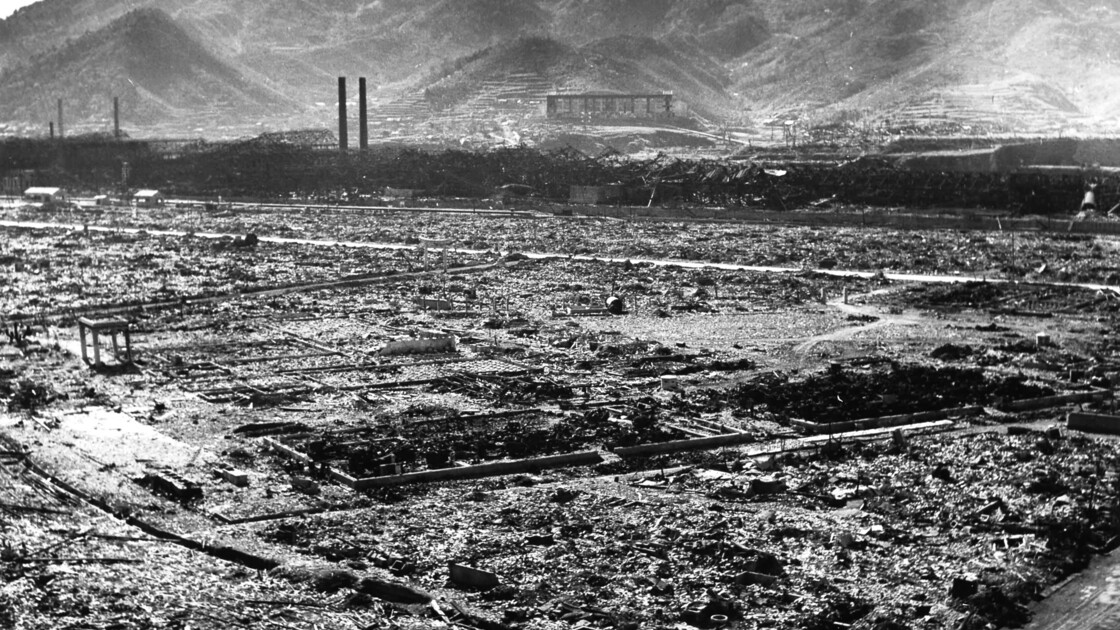 la-bombe-nucleaire-a-t-elle-fait-capituler-le-japon.jpg