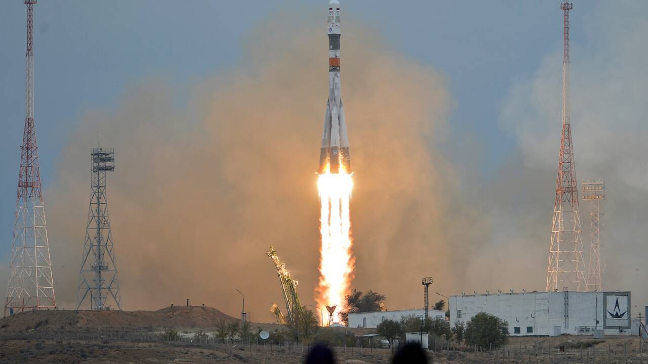 Deux Russes et un Américain en route vers l'ISS à bord d'une fusée Soyouz