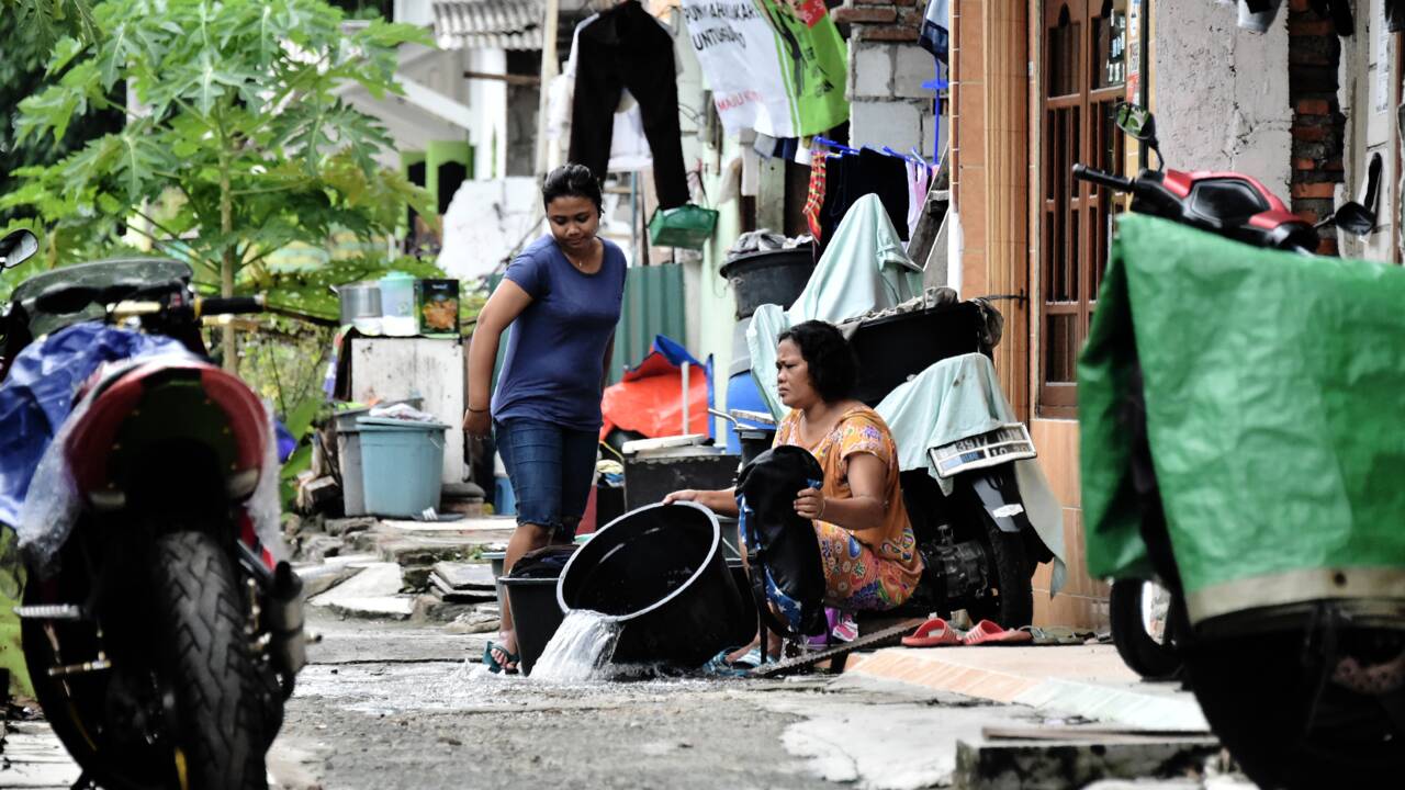 A Jakarta, les habitants d'un quartier pauvre devenus écolo pour éviter l'expulsion