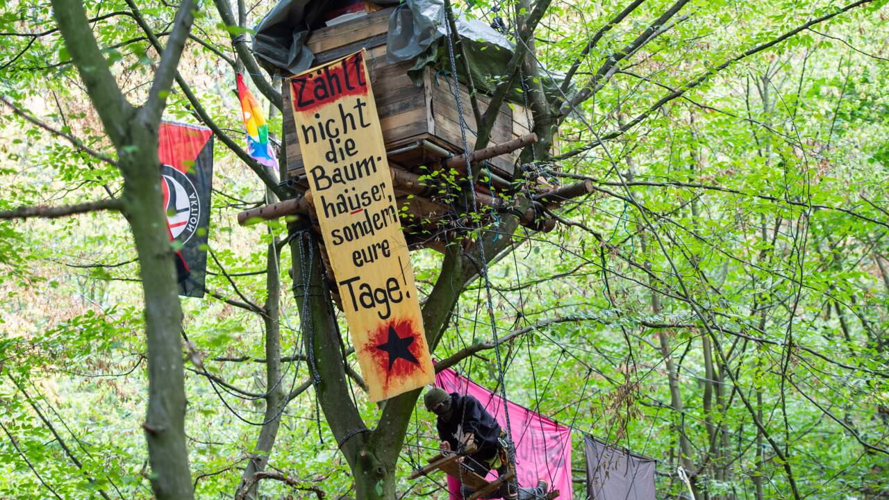 Allemagne: expulsion sous haute tension de militants anti-charbon