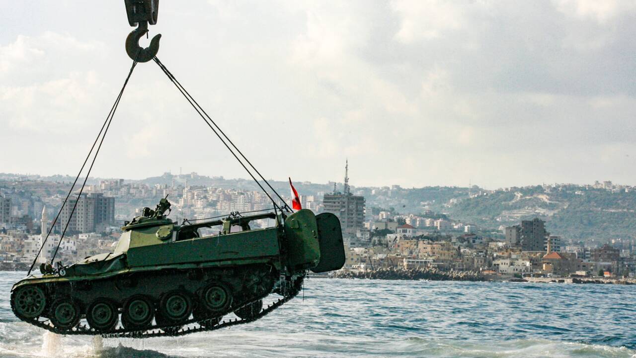 VIDÉO - Des chars immergés dans la mer au Liban, pour le plaisir des plongeurs