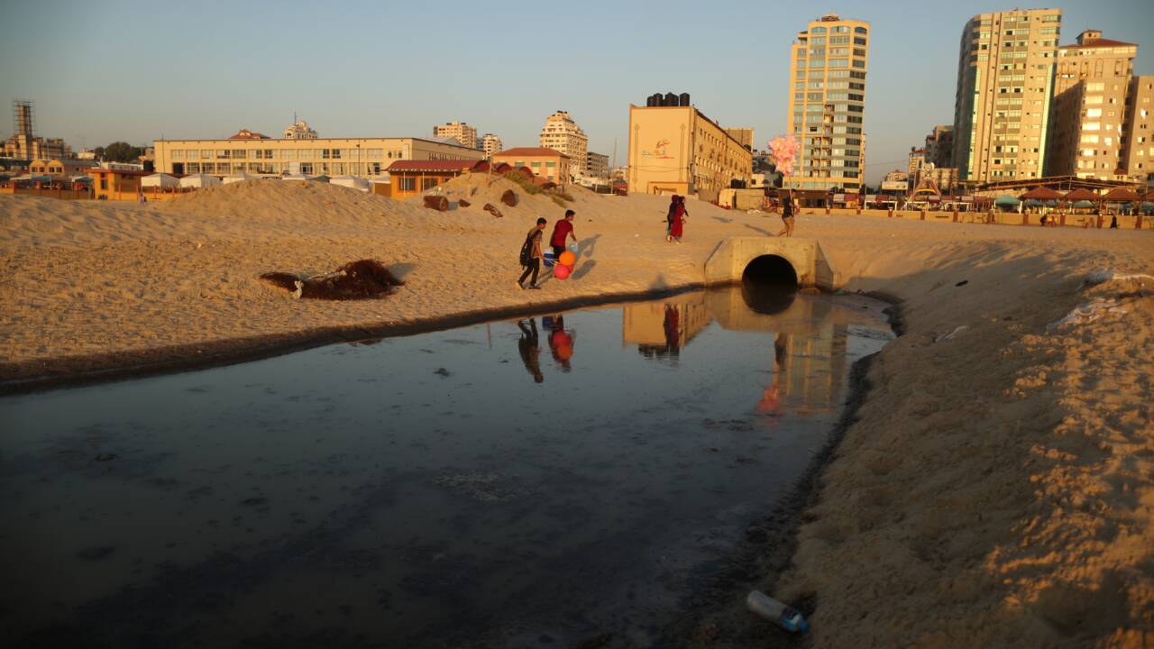 A Gaza sous blocus, la pollution tue à la sortie du bain de mer