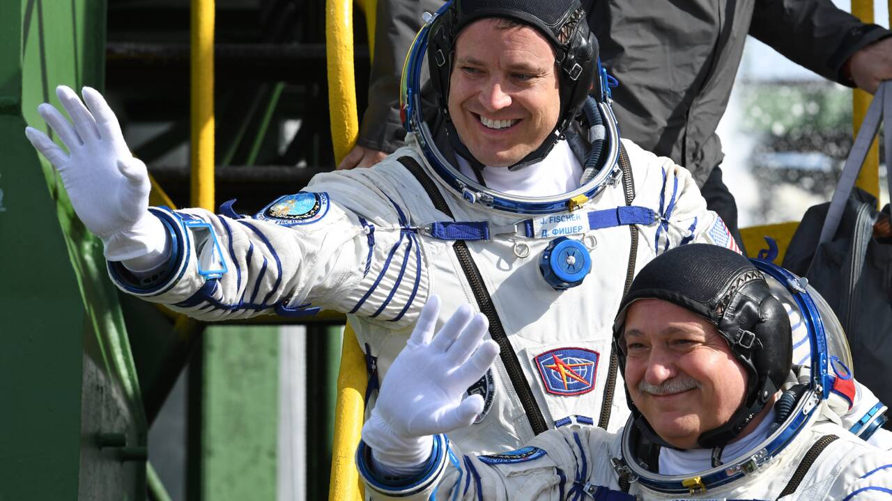 Un cosmonaute russe et un astronaute américain atteignent l'ISS