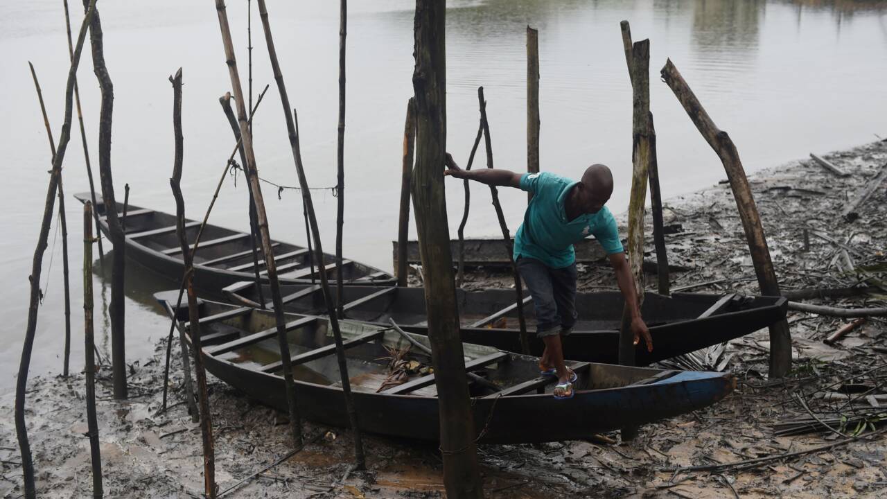 Le sud-est du Nigeria toujours noyé sous l'or noir, malgré les promesses