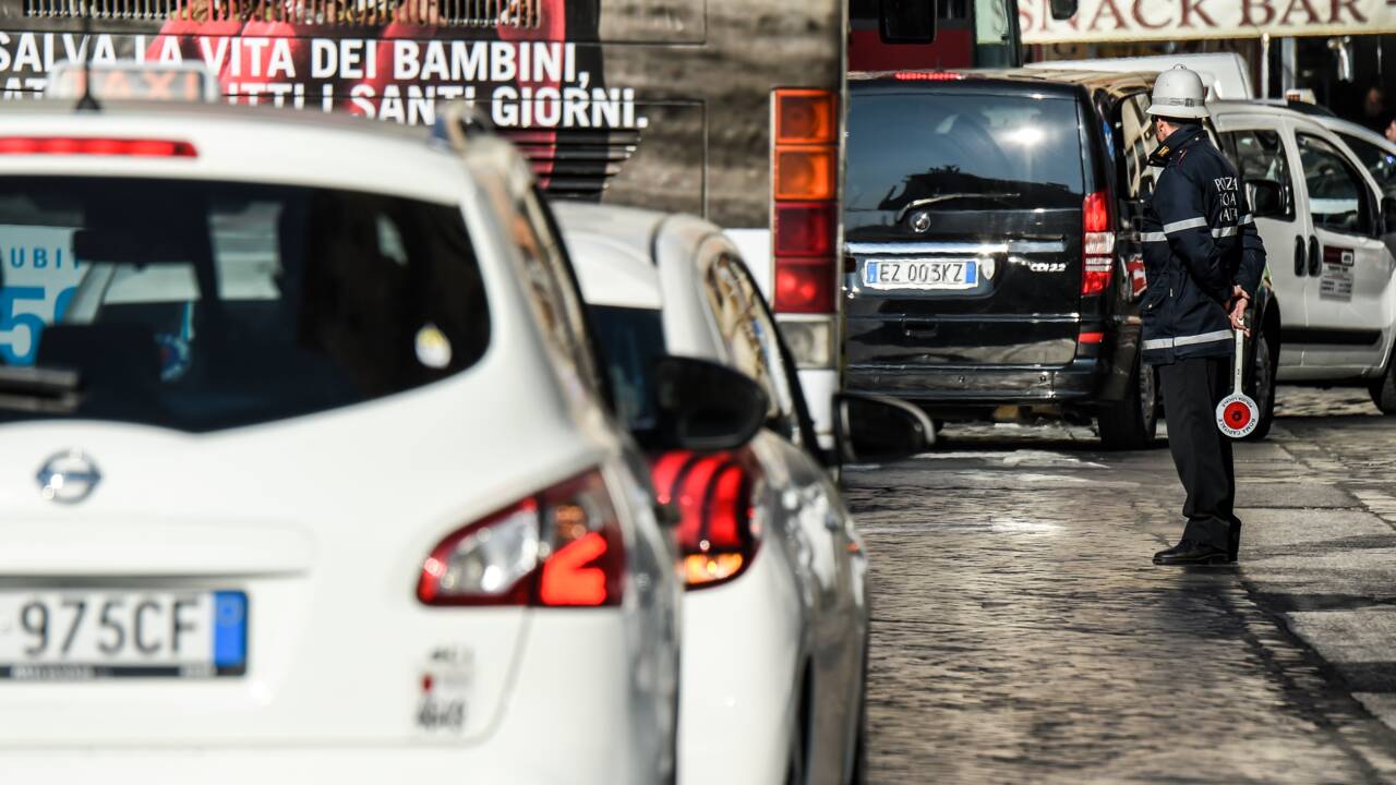 La maire de Rome annonce l'interdiction des diesels à partir de 2024
