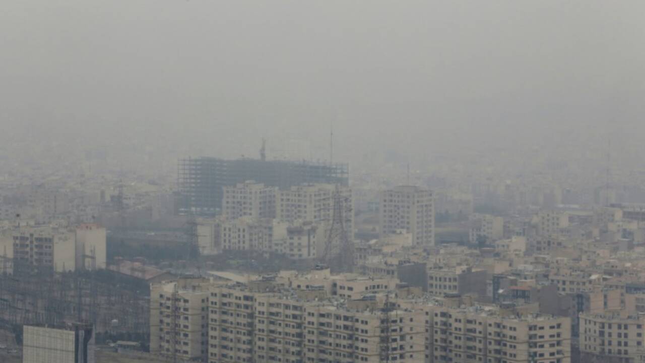 Iran: écoles fermées à Téhéran à cause d'une forte pollution