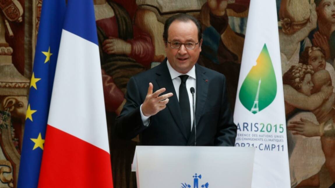 Climat: Hollande appelle Trump à "respecter les engagements" pris