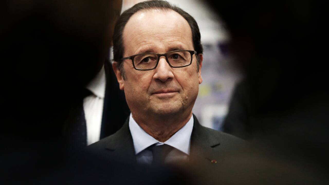 Hollande appelle à porter de 2,25 à 3% la part de la recherche dans le PIB en 10 ans