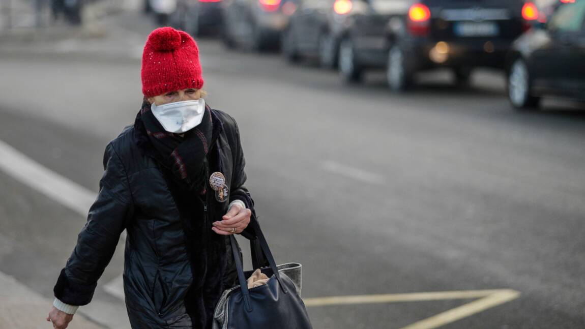 Masques "antipollution": pas assez de données attestant de leur intérêt, selon l'Anses