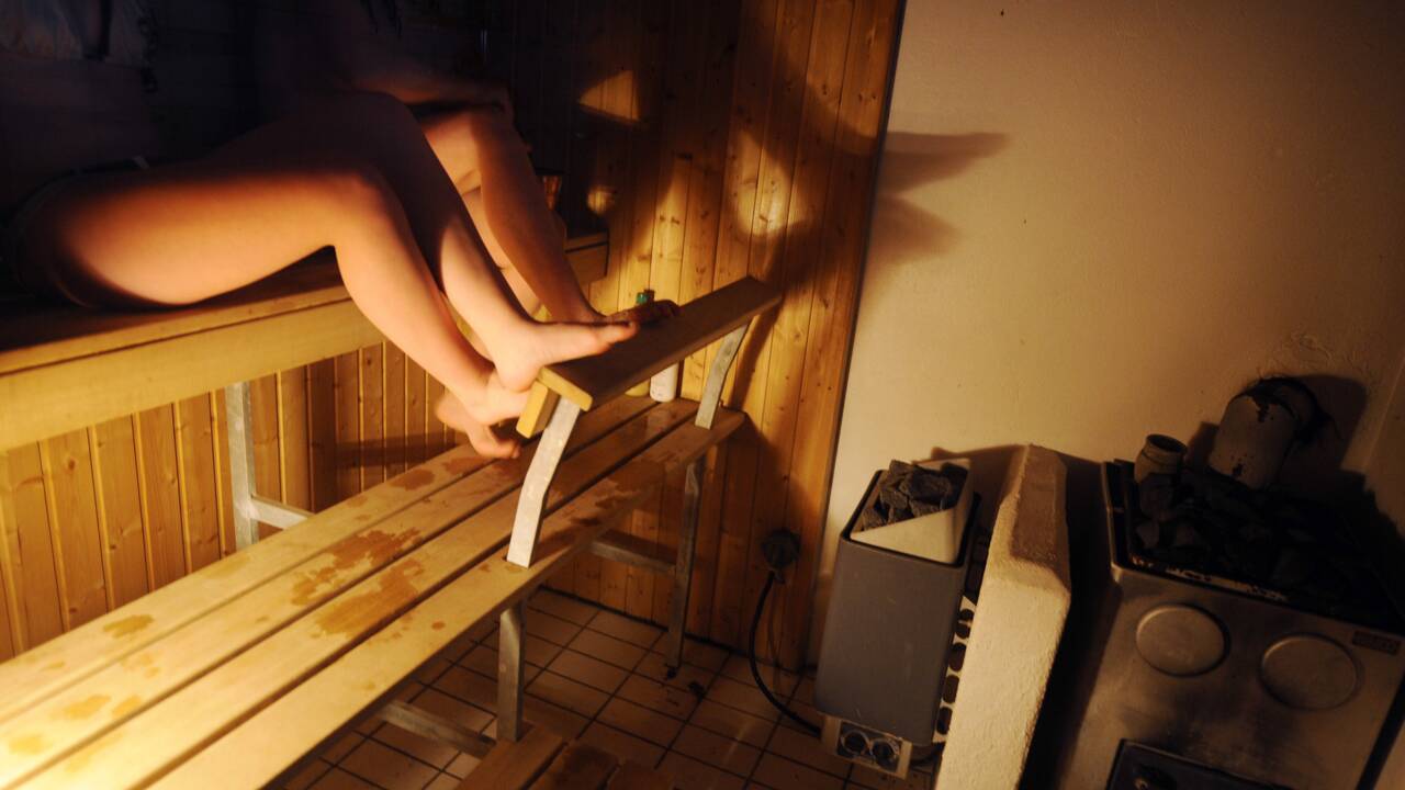 Se rendre régulièrement au sauna réduirait les risques d'infarctus
