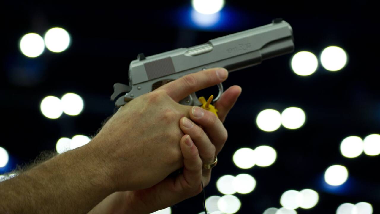 Moins de blessures par balle durant les conventions du lobby des armes NRA (étude)