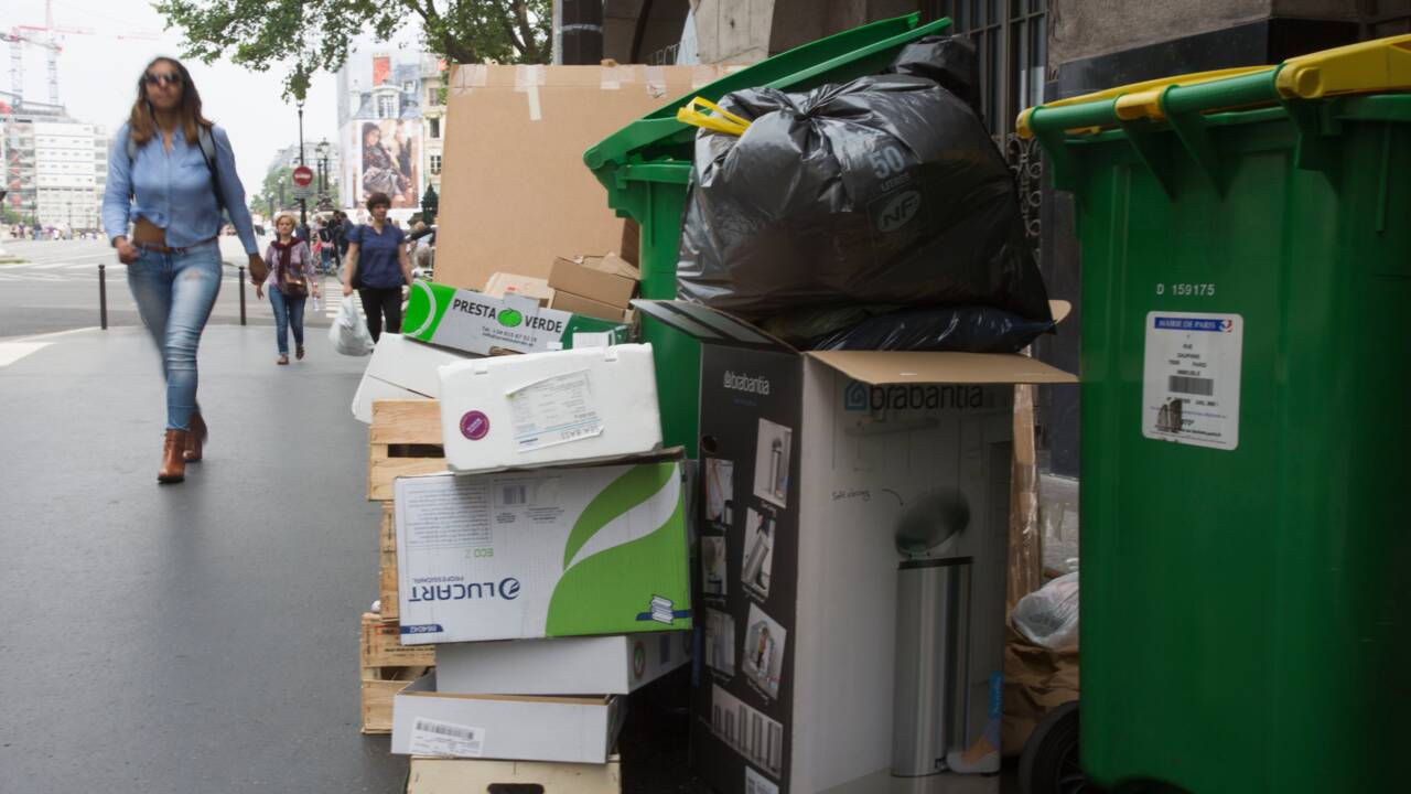 Paris, "à la fois propre et sale": des nouvelles mesures pour la propreté