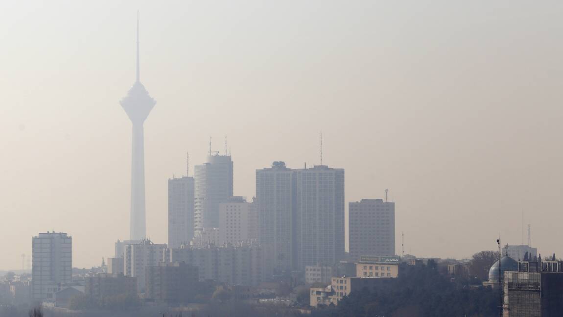 Fermeture des écoles prolongée à Téhéran, où la pollution empire