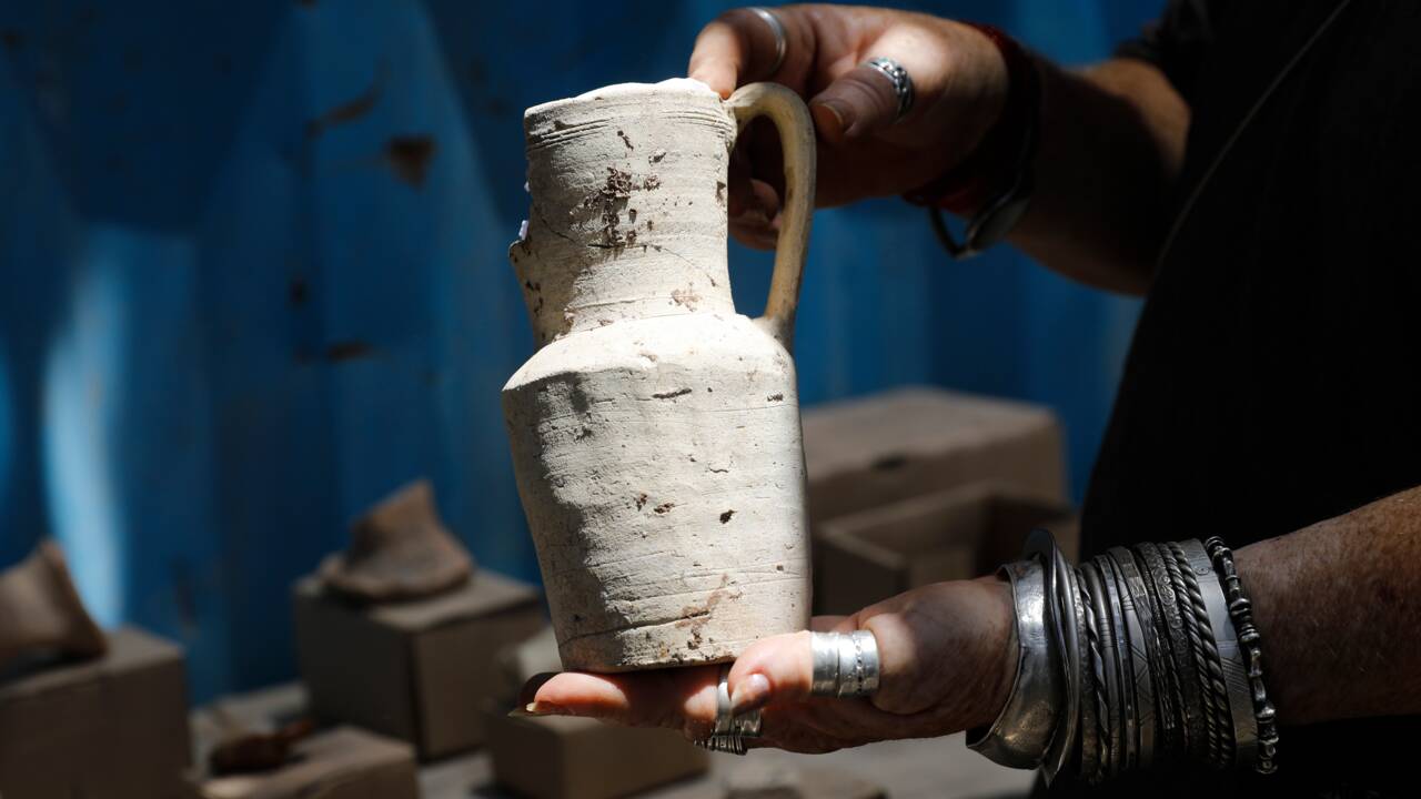 Israël: des archéologues dévoilent une fabrique de poterie antique