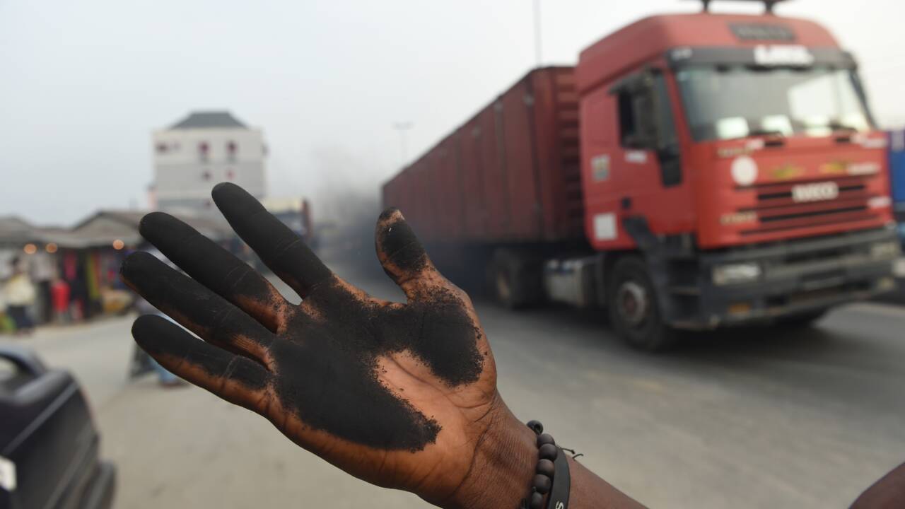 Nigeria: une étrange suie noire envahit Port-Harcourt