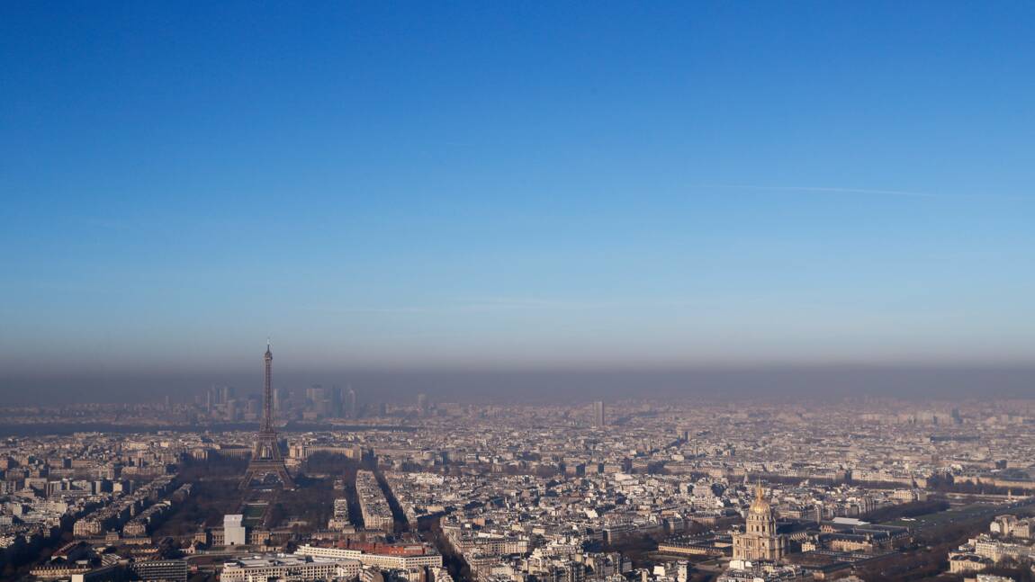 Paris: les véhicules diesel d'avant 2005 interdits en 2019 (Hidalgo)