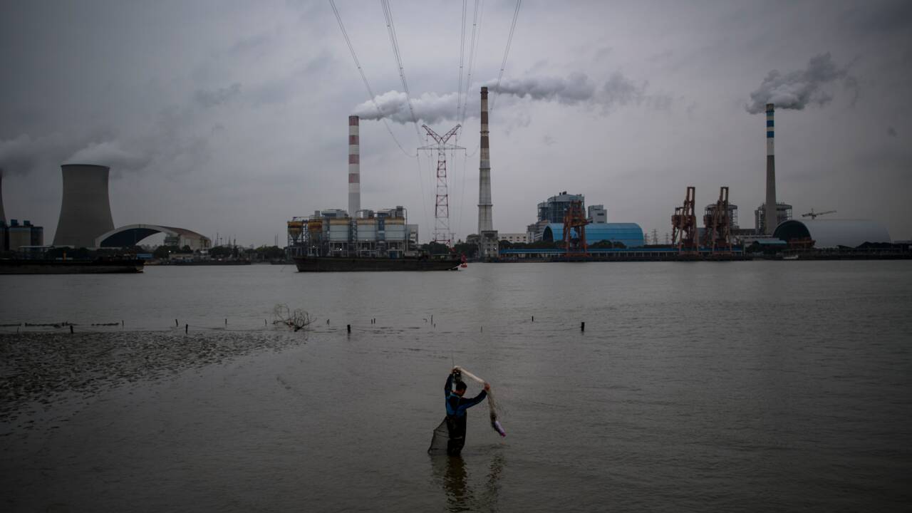 Pékin promet de rendre un "ciel bleu" aux Chinois