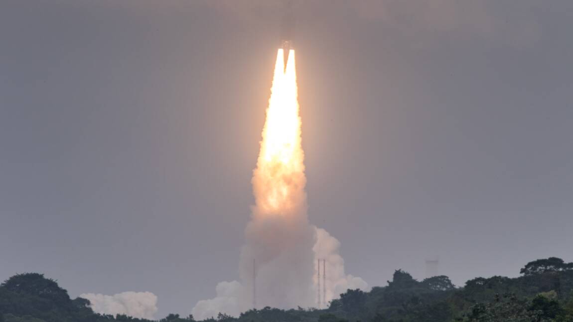 Ariane 5: le spatial européen termine 2017 par un succès avec son programme emblématique