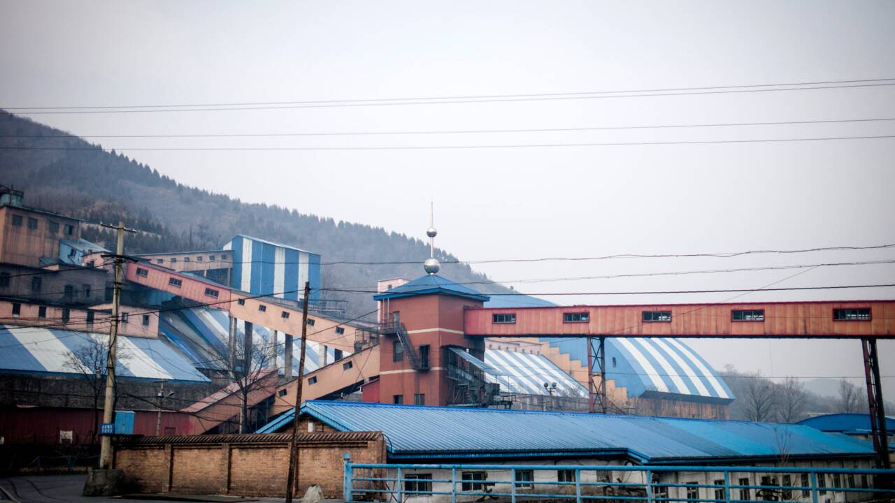 Charbon: la Chine veut réduire de 800 millions de tonnes ses capacités