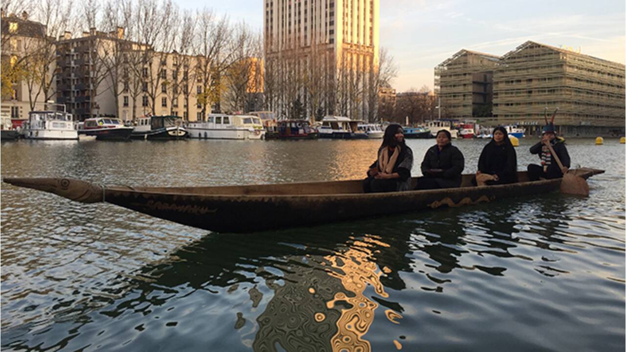 Une flottille de kayaks pour faire entendre la voix des peuples autochtones à la COP21