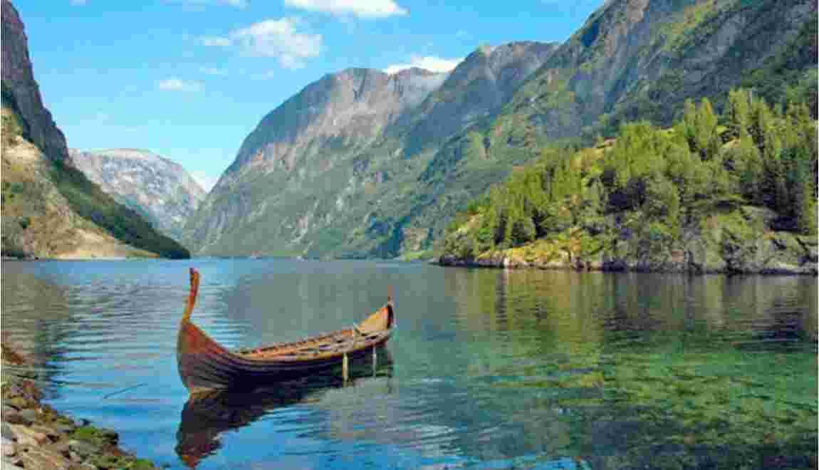 LE SALON DE MUSIQUE - Page 22 Norvege-voyage