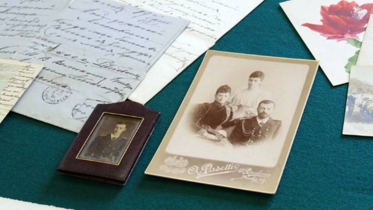 1917: des archives de la famille Romanov de retour en Russie
