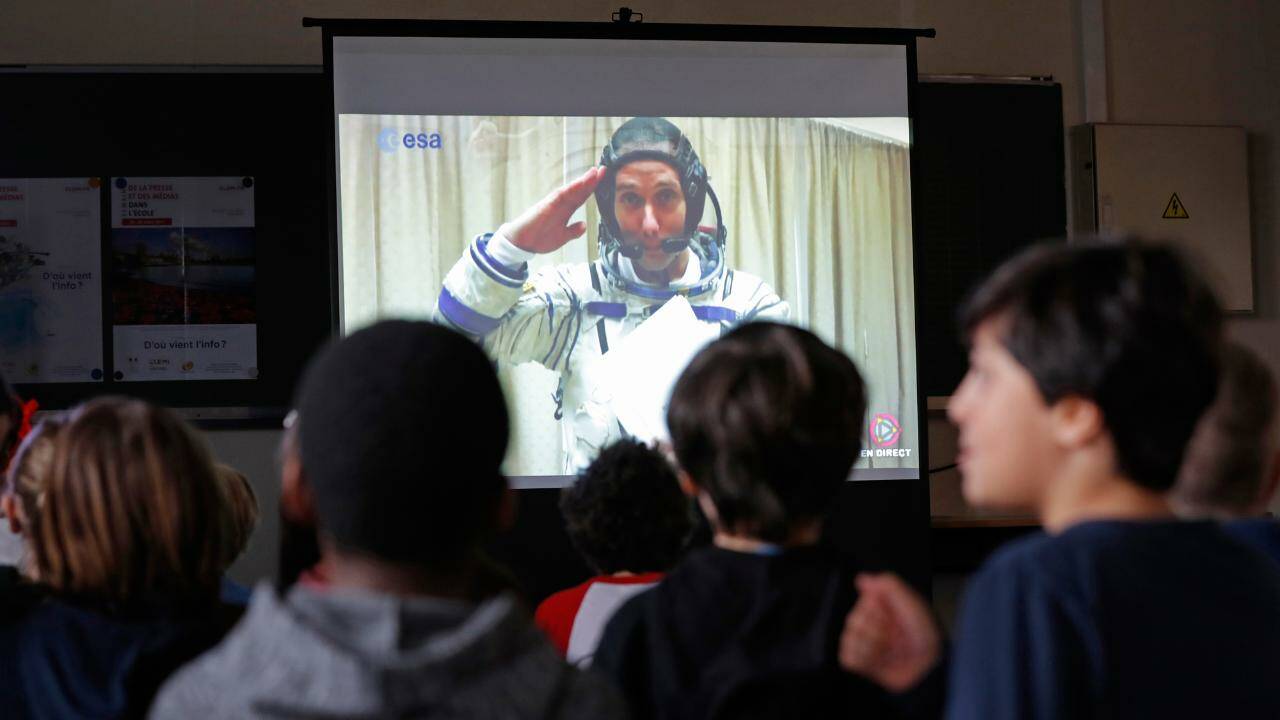 Conversation entre l'astronaute Thomas Pesquet et 200 000 élèves