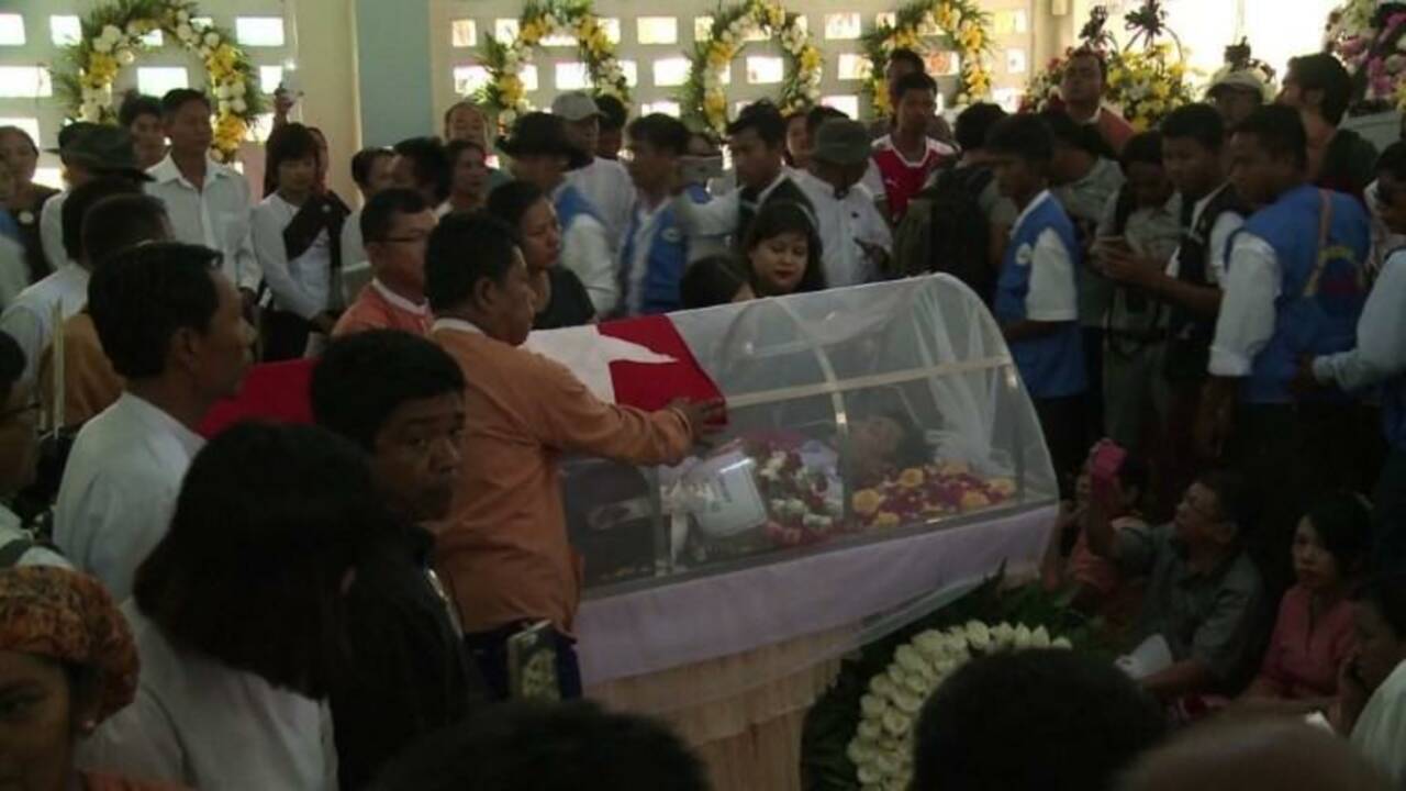Birmanie: obsèques du chauffeur de taxi abattu dimanche