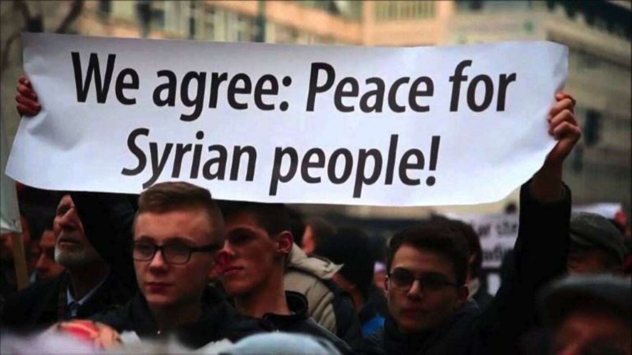 Des centaines de manifestants à Paris pour soutenir Alep