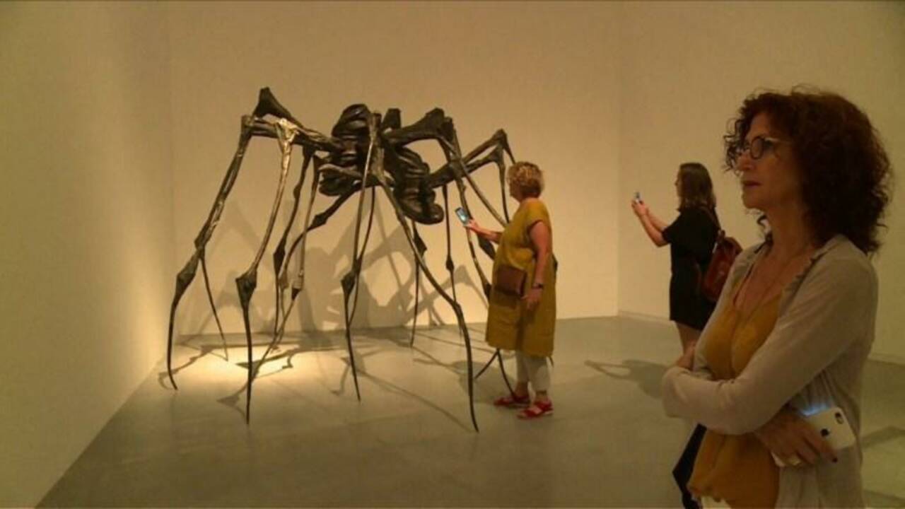 Exposition consacrée à l'oeuvre de Louise Bourgeois à Tel-Aviv
