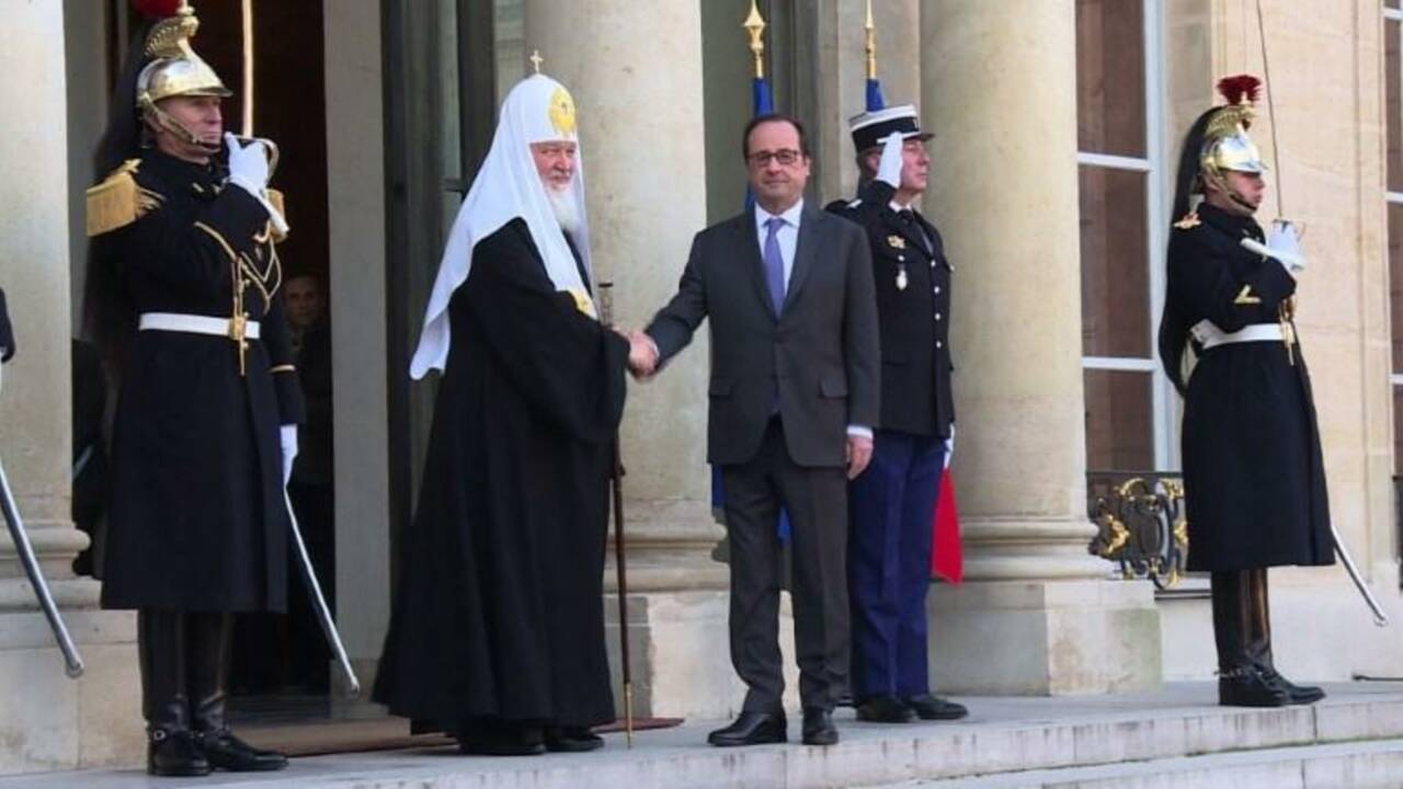 Hollande reçoit le patriarche de Moscou Kirill à l'Elysée