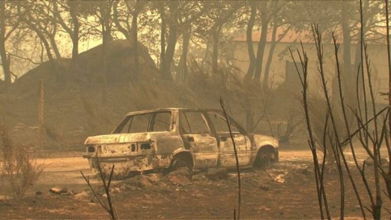 Incendies au Portugal: au moins 32 morts