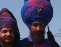 Inde: des guerriers sikhs à un festival d'arts martiaux