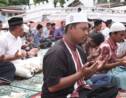 Indonésie: prière du vendredi, deux jours après le séisme