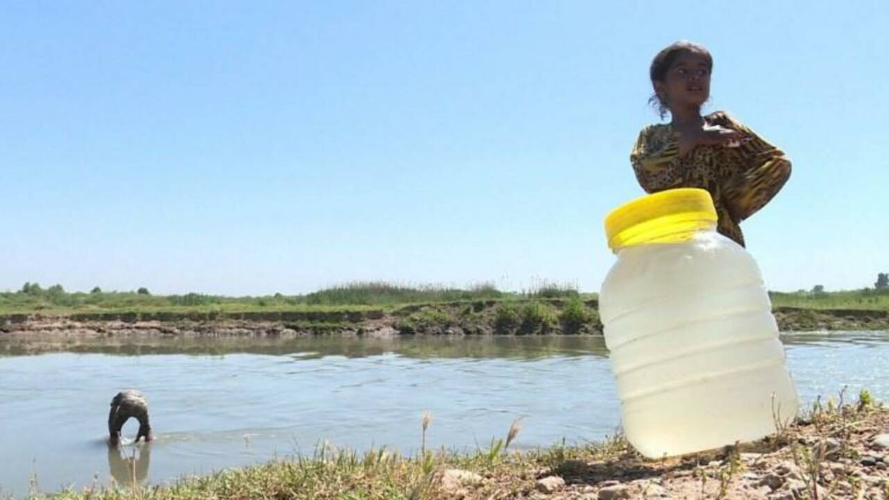 Irak: dans les villages près de Mossoul, l'eau potable manque