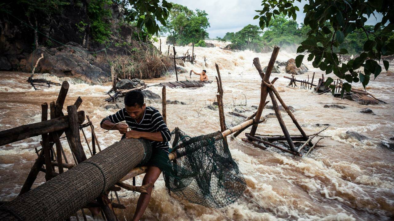 VIDÉO - Au Laos, un barrage géant menace les ressources alimentaires