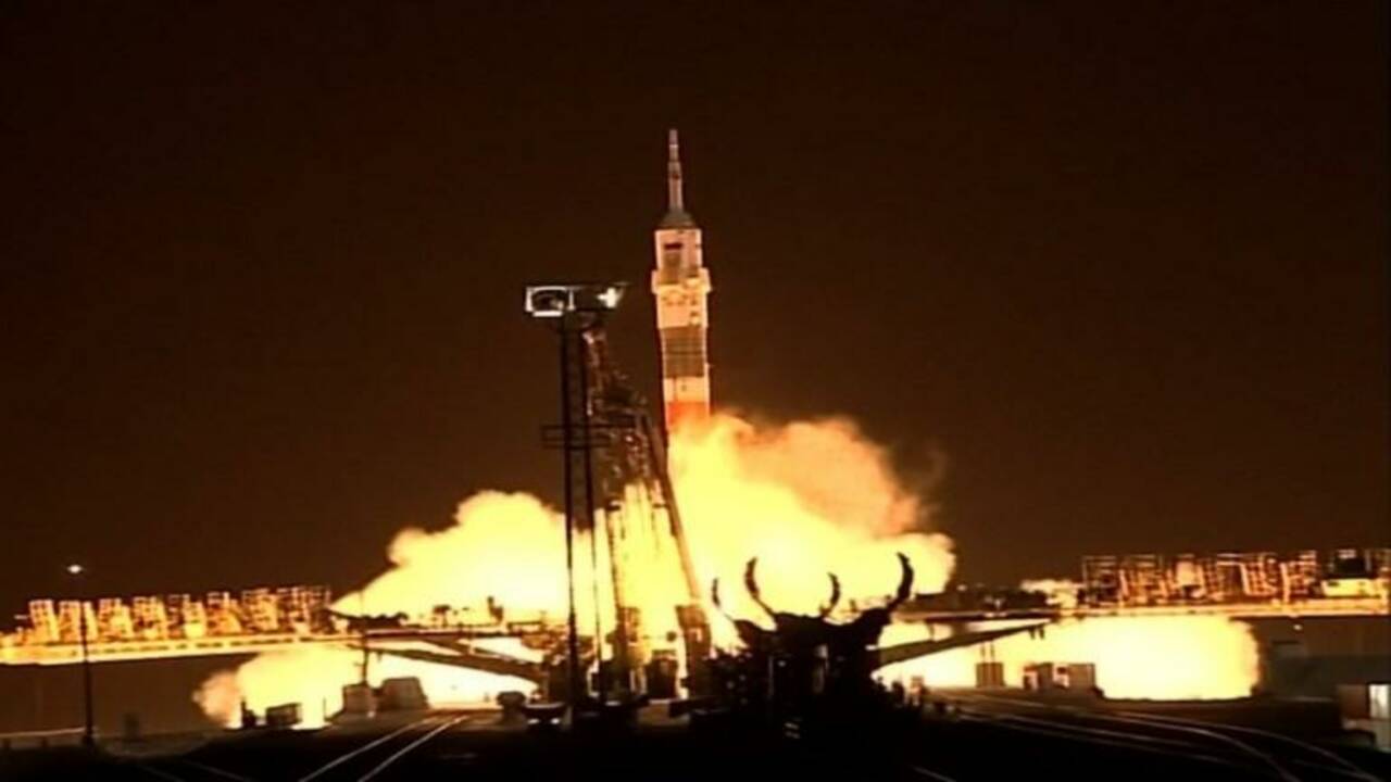 Le vaisseau Soyouz a décollé vers l'ISS avec trois astronautes