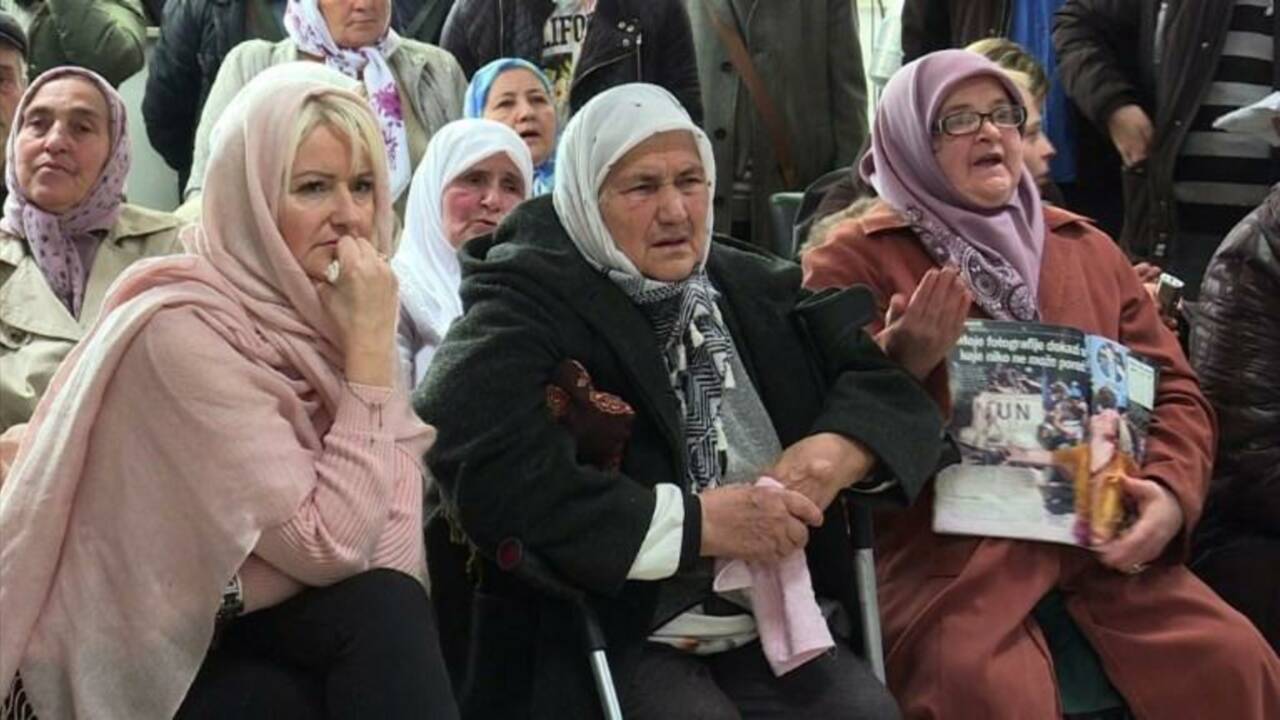 Les familles de Srebrenica satisfaites du verdict de Mladic