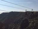 VIDÉO - Colorado : la traversée vertigineuse du Royal Gorge Bridge