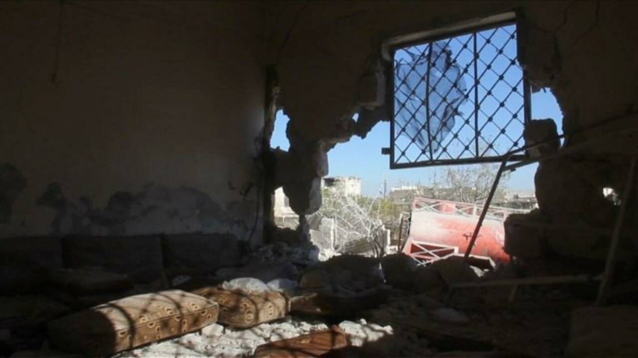 Syrie: un raid russe à Idleb fait six morts d'une même famille