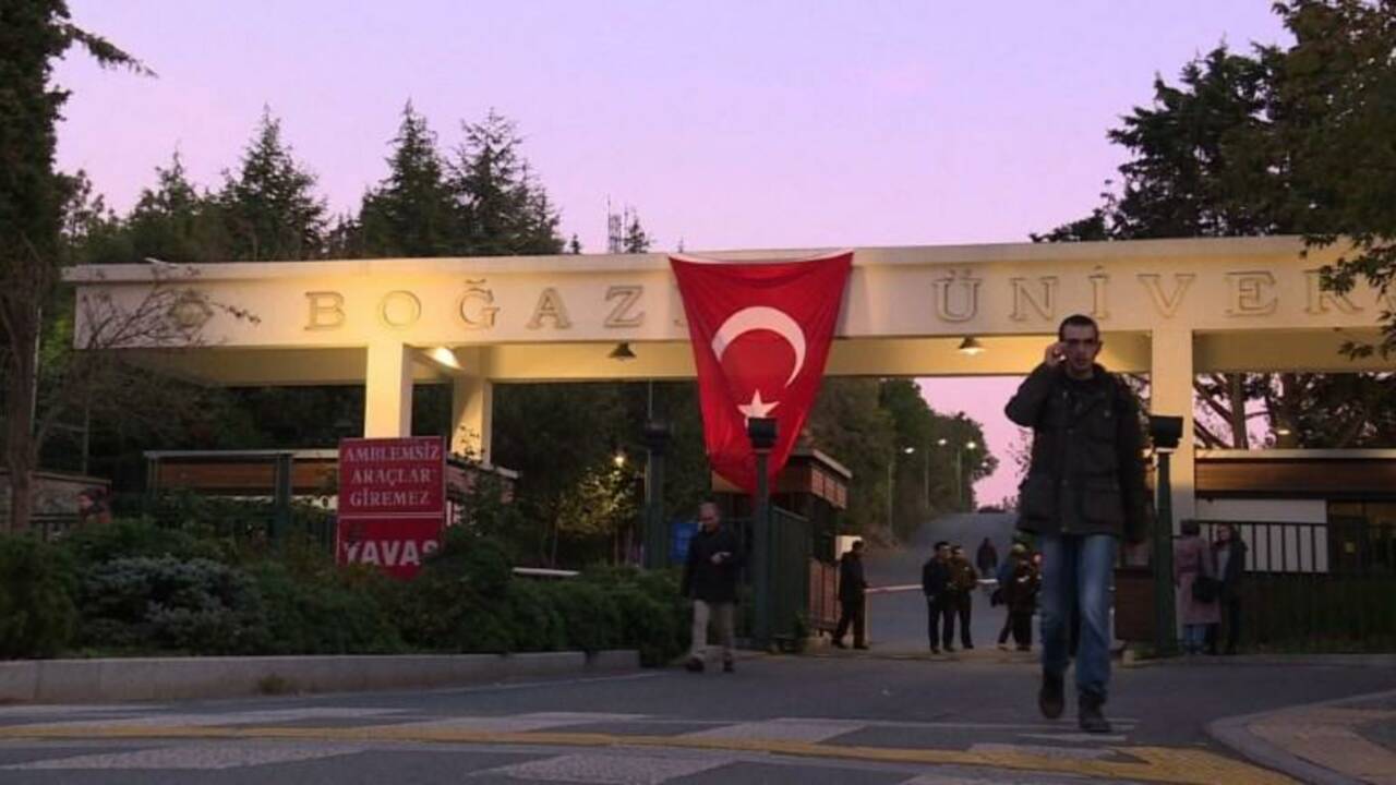 Turquie: Erdogan impose les recteurs, universités sous tension
