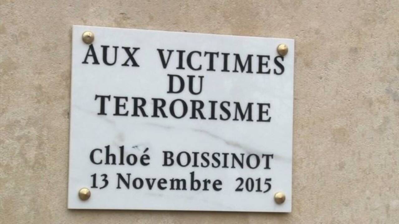 Une victime des attentats aux côtés des morts pour la France