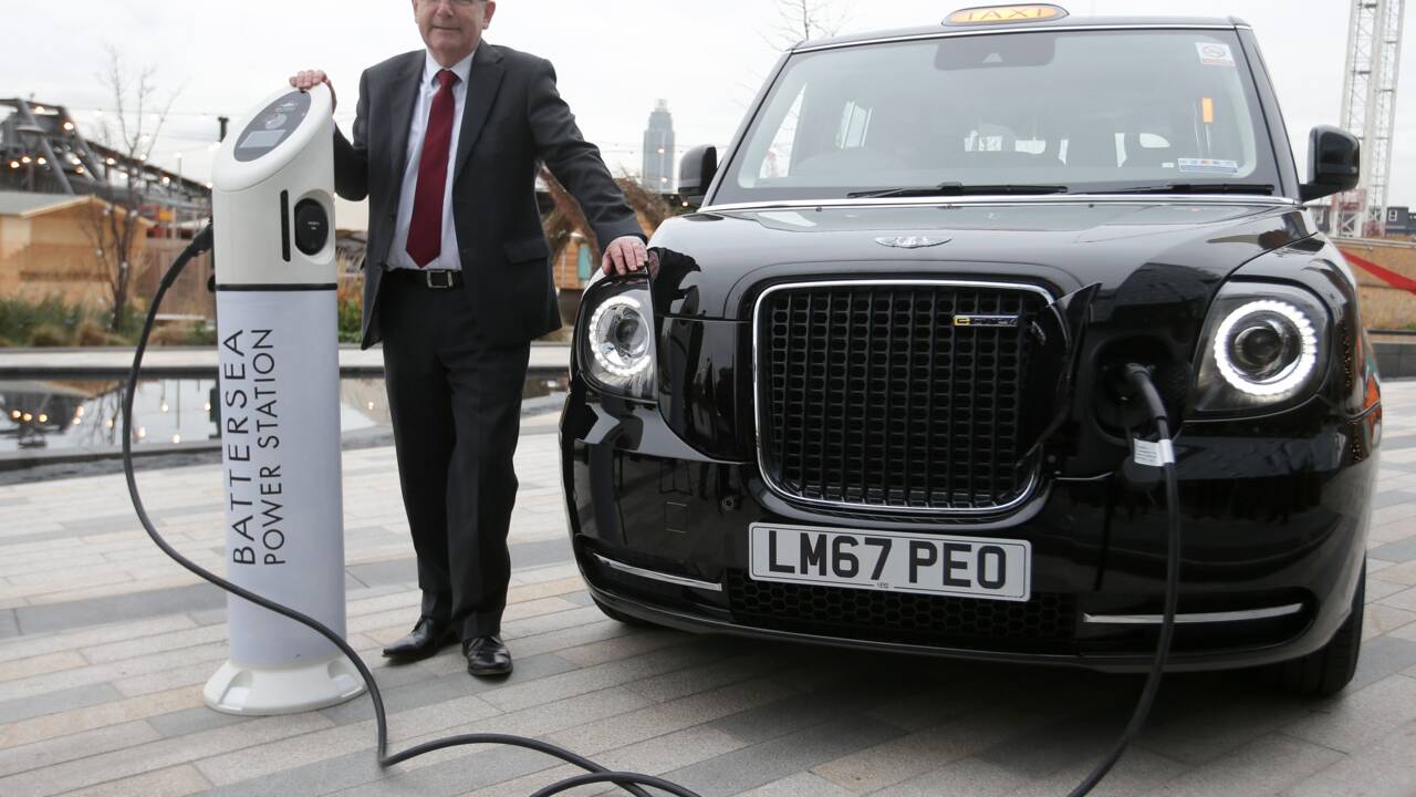 GB: Les "black cabs" londoniens se mettent au tout électrique