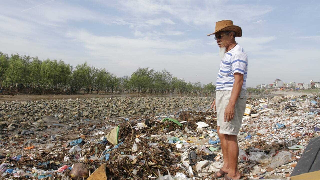 Les mers d'Asie, poubelles plastiques de la planète